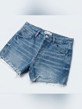 Zara High Rise Denim Shorts Size 6 Light Wash Raw Hem Distressed